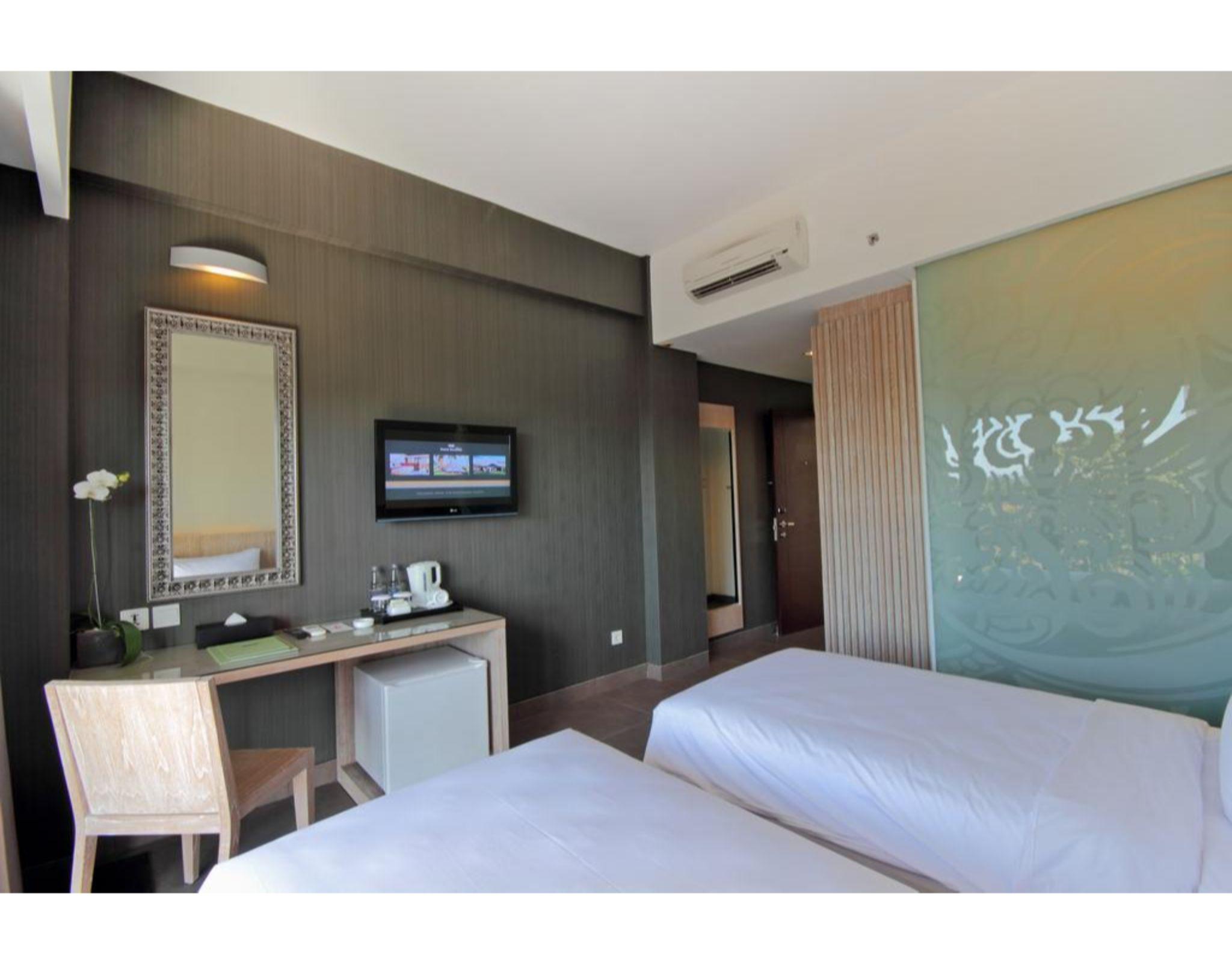 Hotel Santika Siligita 3*