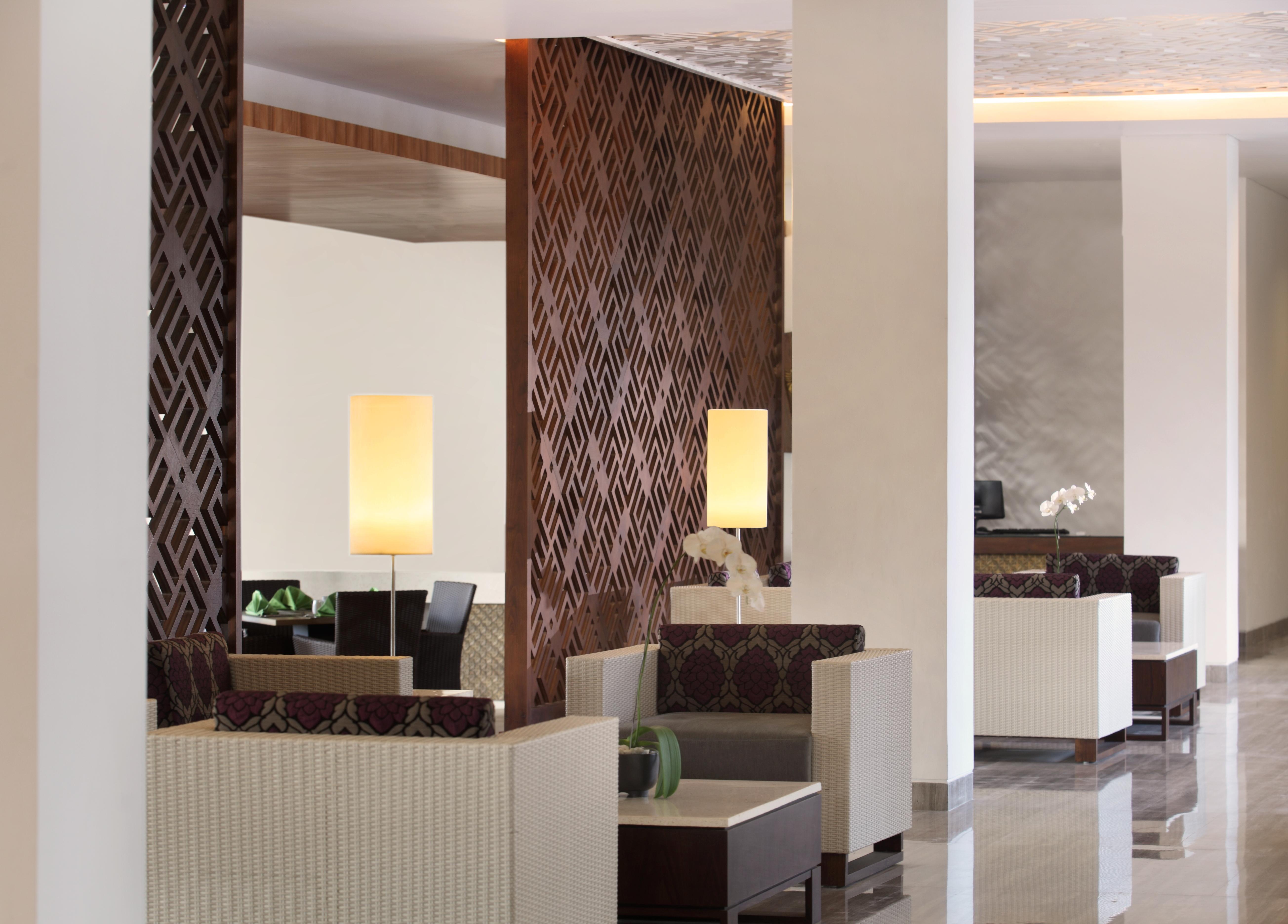 Hotel Santika Siligita